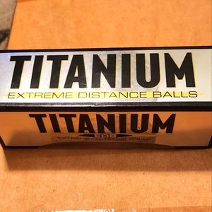 Athletech Titanium Golf Ball Sleeve with 3 balls White